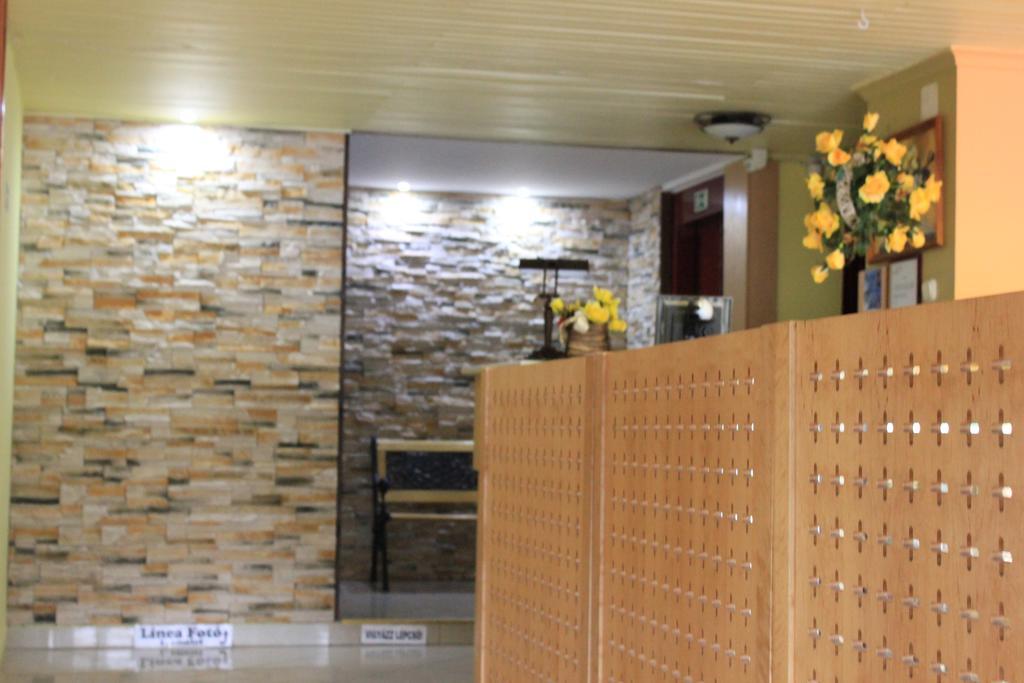 Hotel Ajka 1 Екстериор снимка